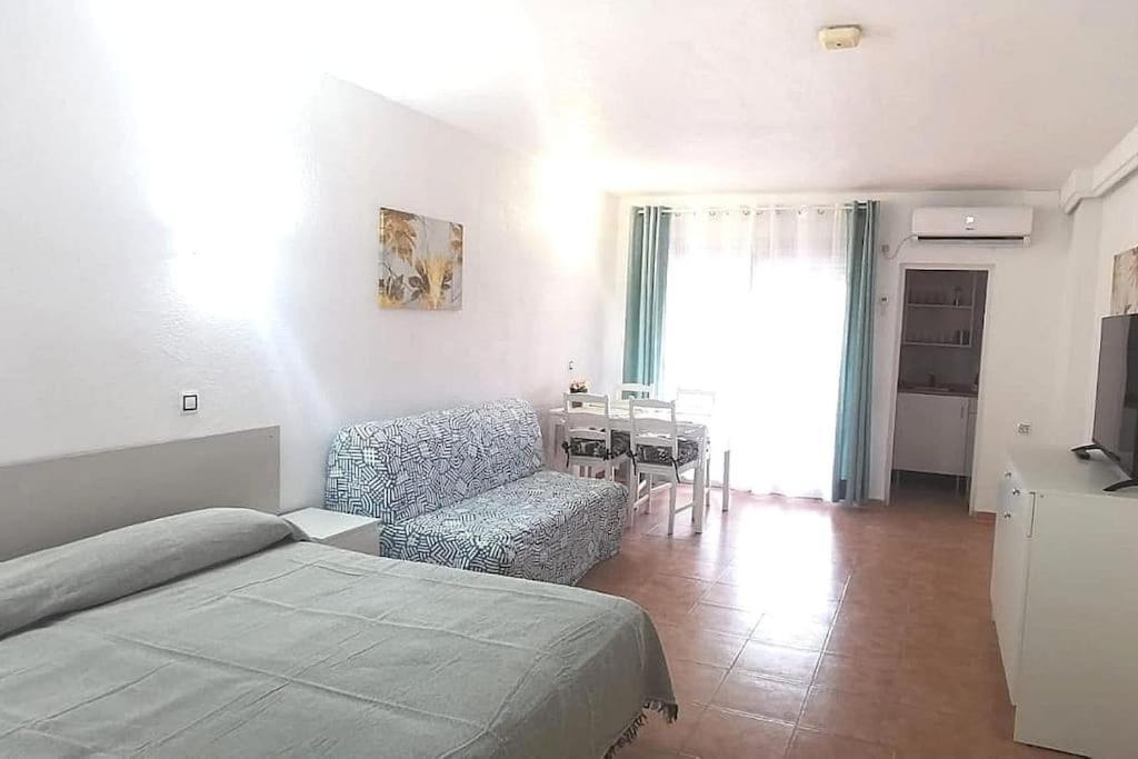 Appartament Alboran Apartment Salou Exterior photo